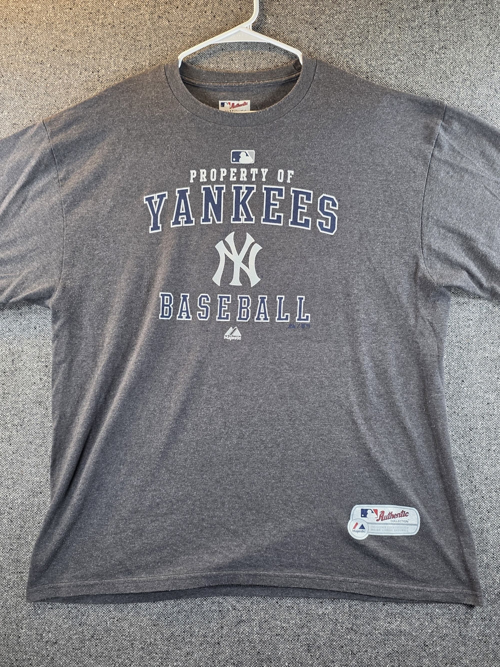 Majestic New York Yankees Authentic Collection T-Shirt Men XL Gray MLB Baseball
